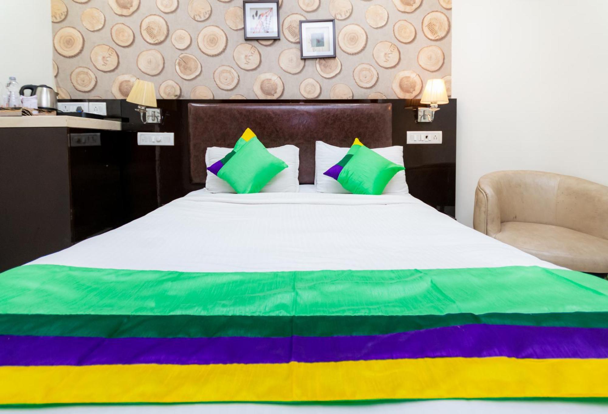 Hotel Laaiba Residency Family&Corporate Stays, Jogeshwari West Mumbai Exterior foto