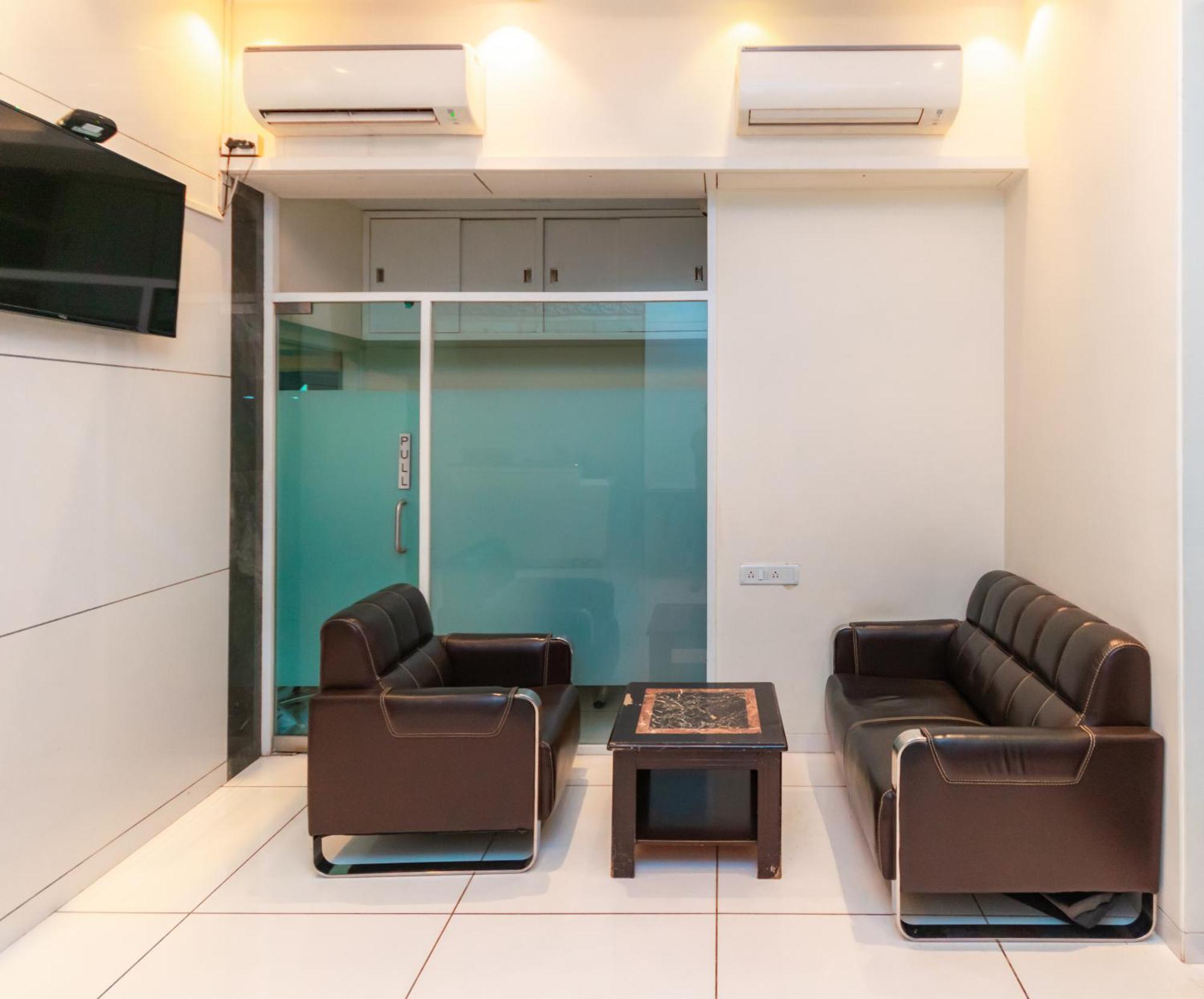 Hotel Laaiba Residency Family&Corporate Stays, Jogeshwari West Mumbai Exterior foto